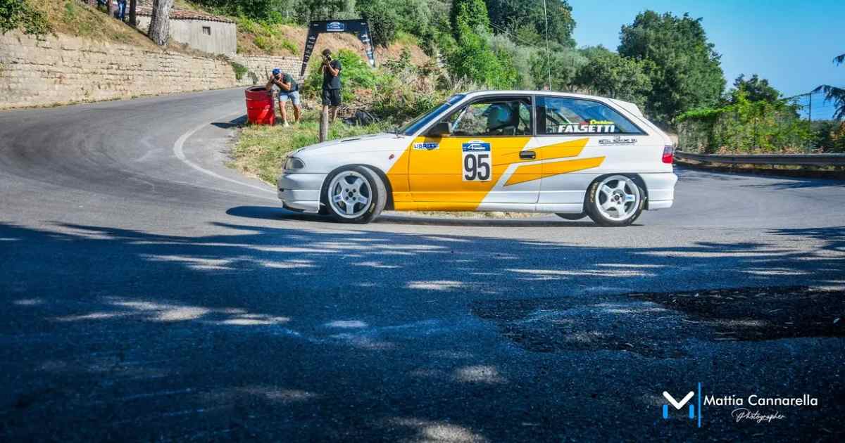 Enrico Falsetti su Opel Astra gr A 2000